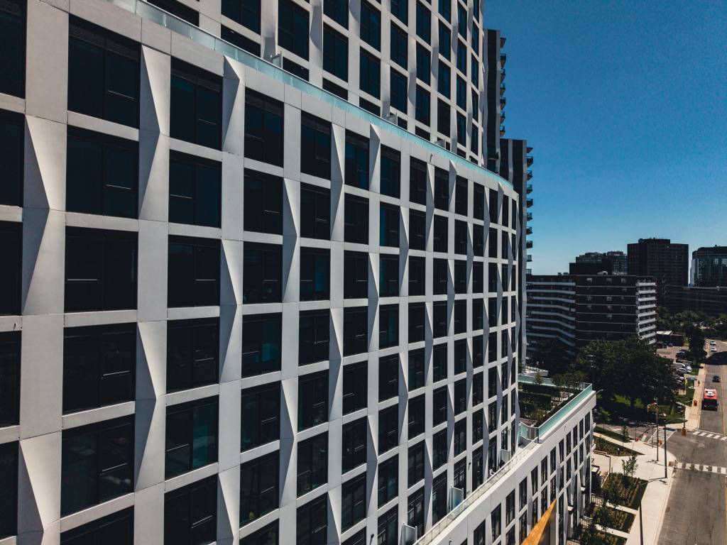 Westerly Towers, façade